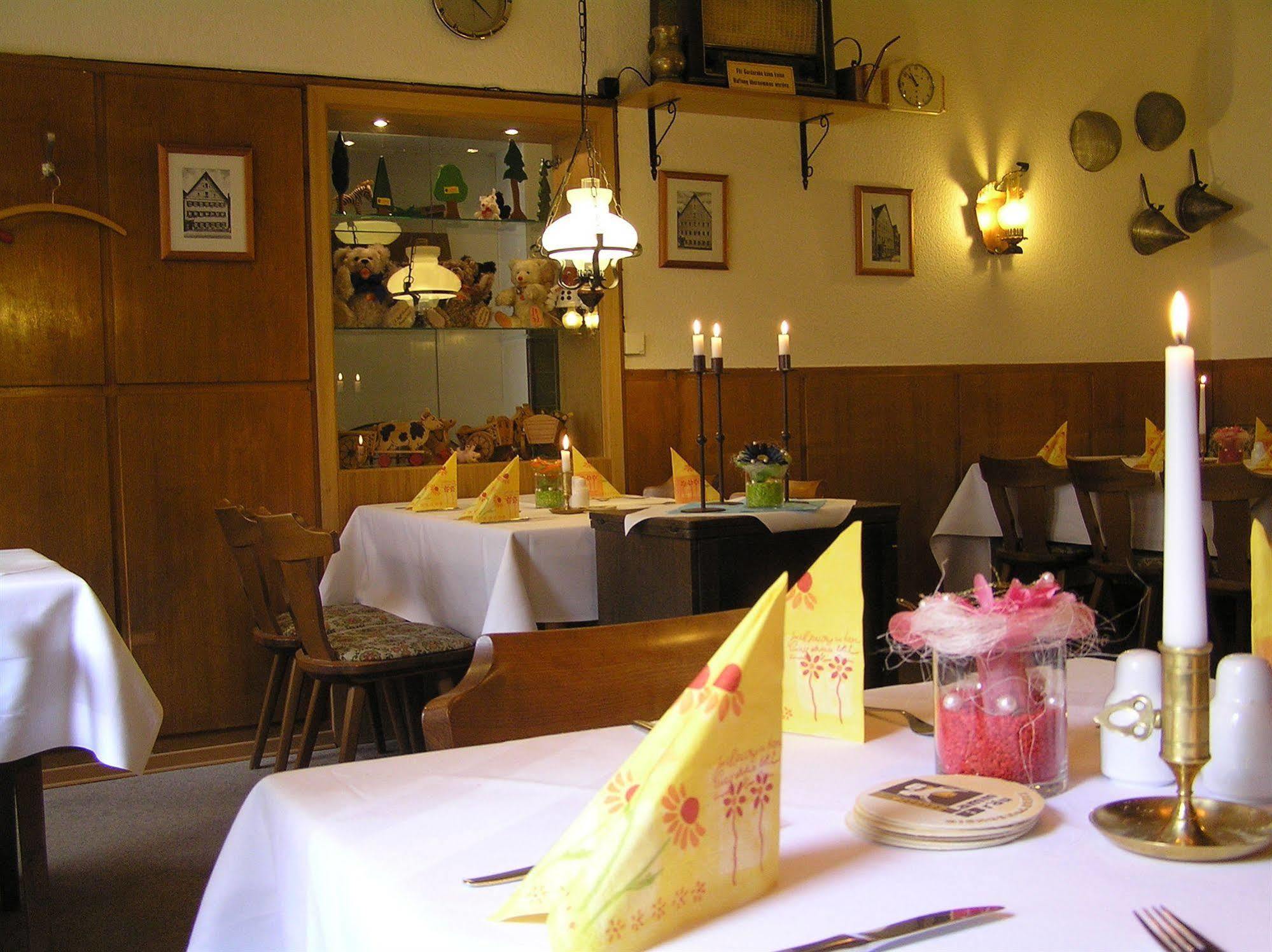 Hotel Und Restaurant Lamm Giengen an der Brenz Экстерьер фото